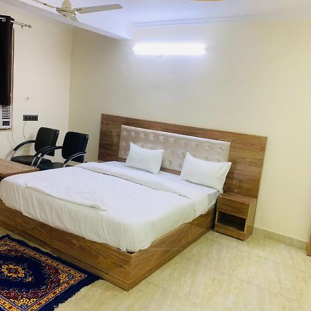 Shri Ram Home Stay New Delhi Exteriör bild