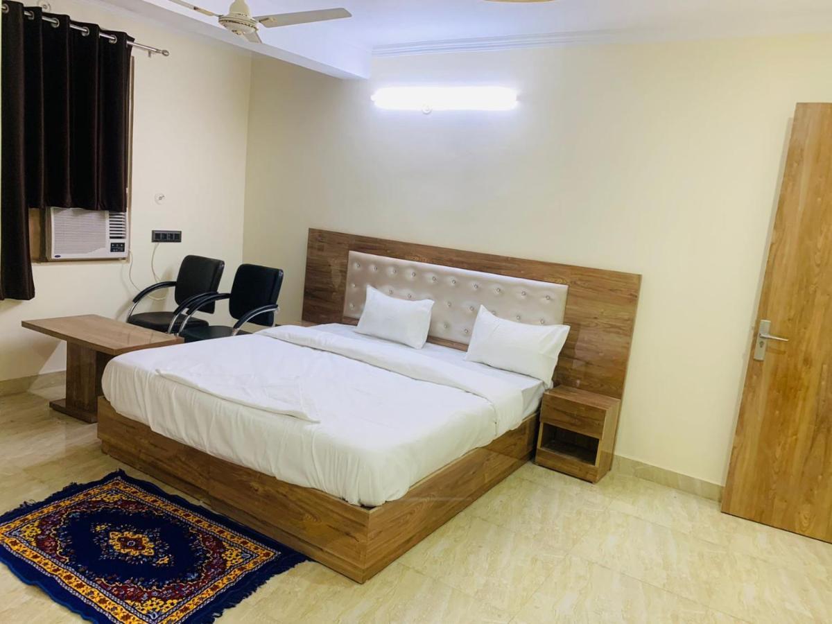 Shri Ram Home Stay New Delhi Exteriör bild